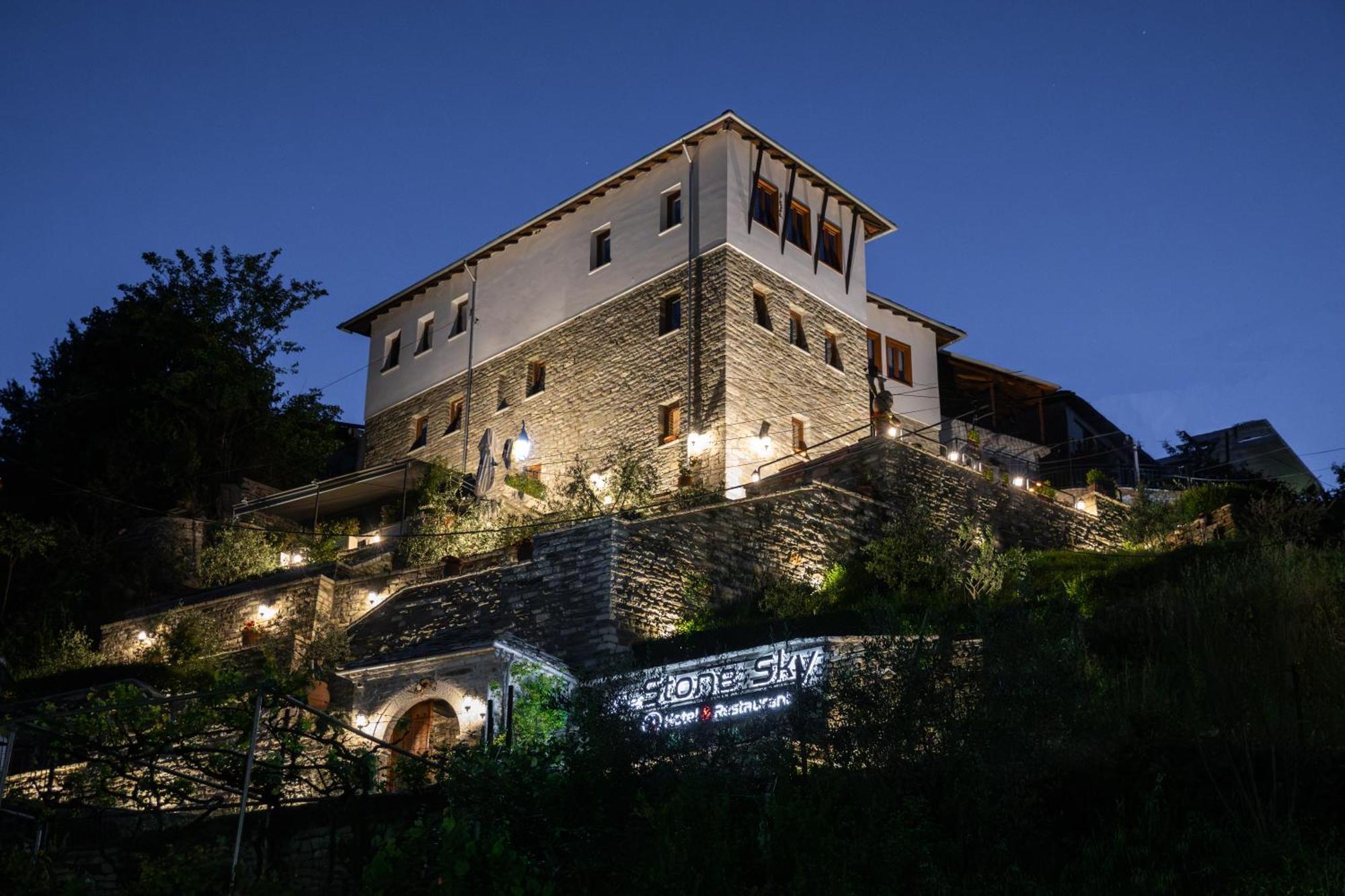 The Stone Sky Hotel Гирокастра Экстерьер фото