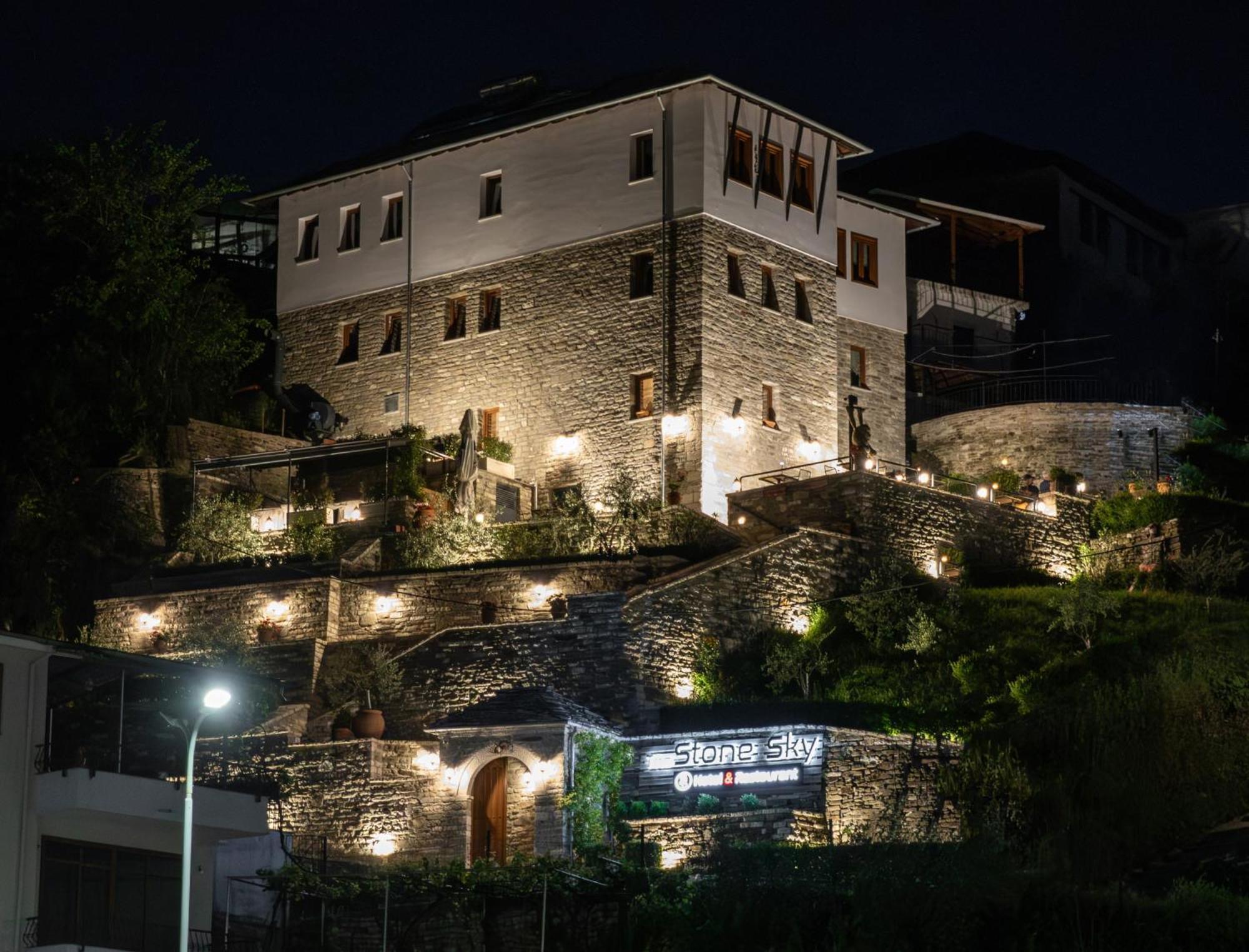 The Stone Sky Hotel Гирокастра Экстерьер фото
